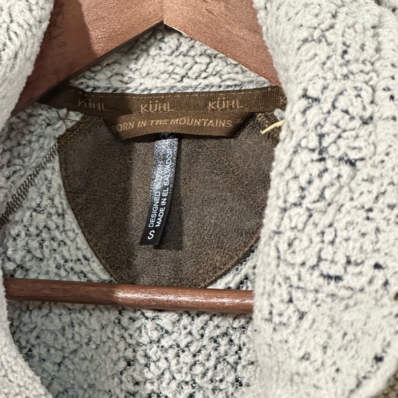 KÜHL Women’s Sherpa Fleece Vest Size Small Hooded Full Zip Beige Taupe Outdoor - Picture 4 of 7